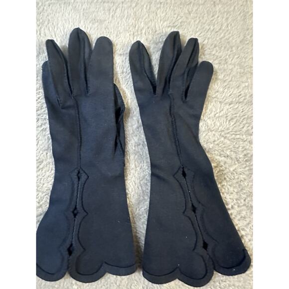 Vintage Women’s Gloves Lot 4 Pairs – Black, White, Crochet, Embroidered Elegant - Picture 8 of 13